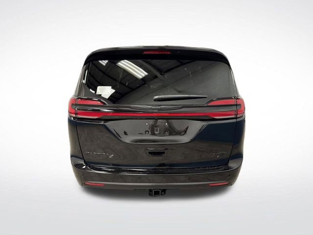 New 2026 Chrysler Pacifica Limited w/ S Appearance Package image 14