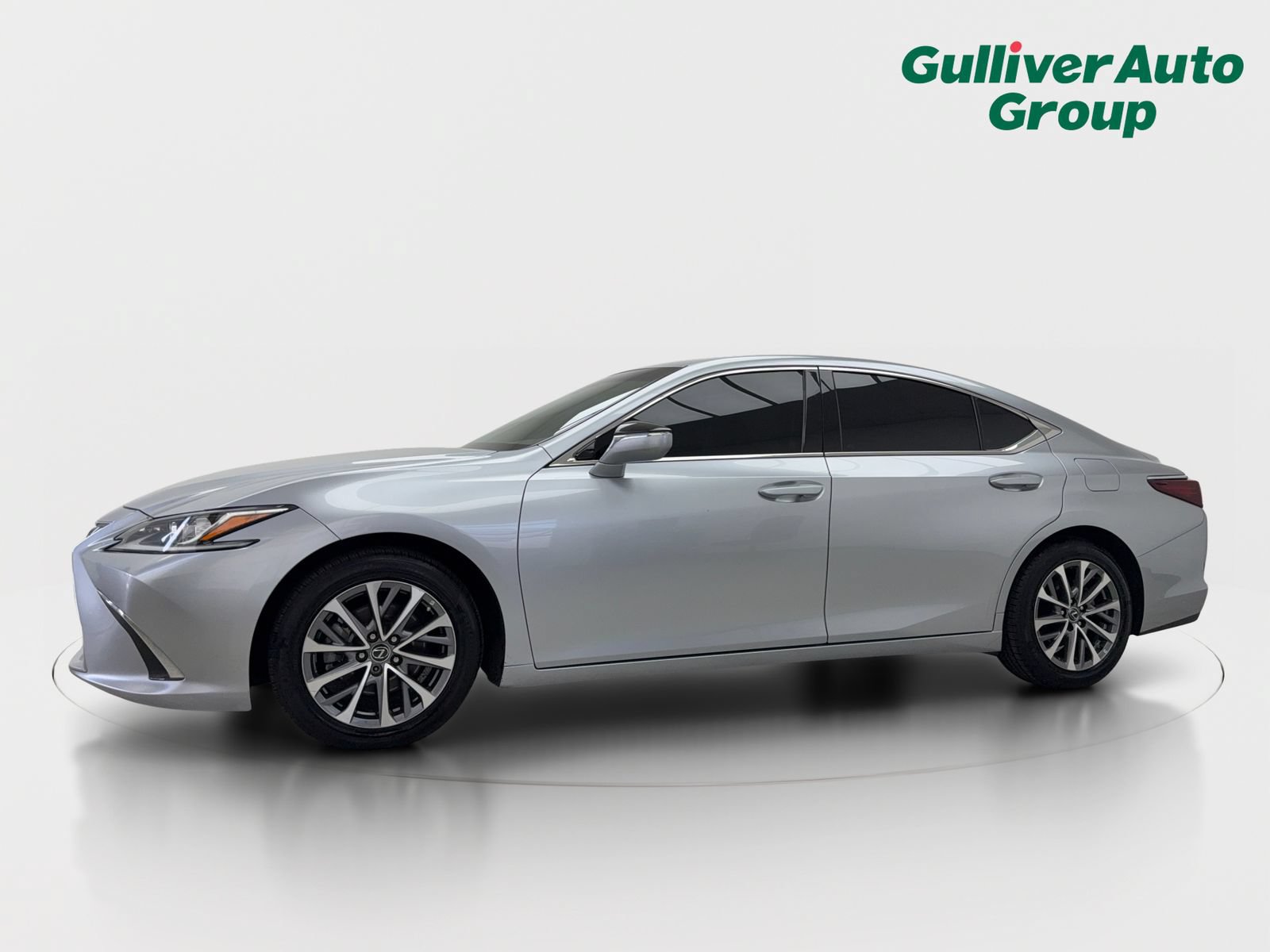 Used 2022 Lexus ES 350 w/ Accessory Package FWD image 2