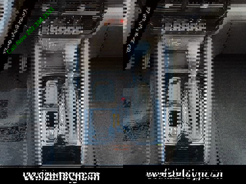 Used 2024 GMC Canyon Elevation image 20