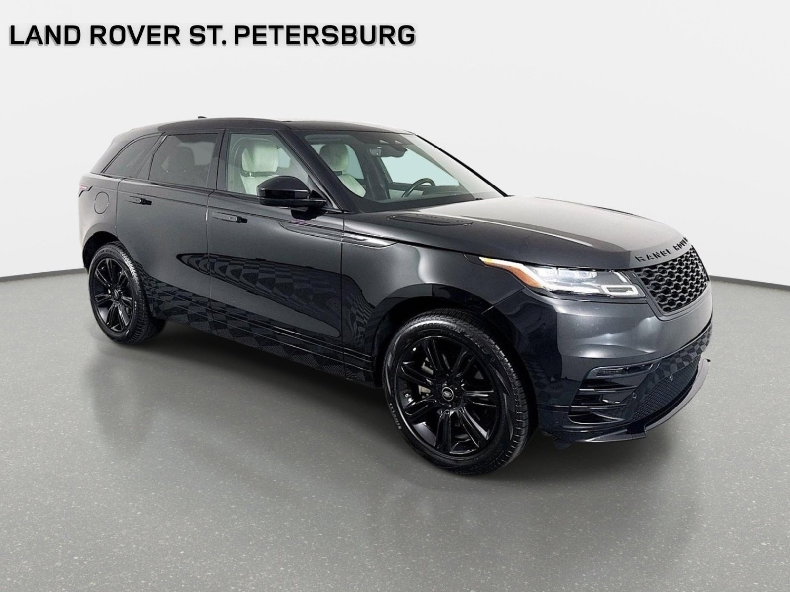 Certified 2022 Land Rover Range Rover Velar R-Dynamic S AWD/4WD image 3