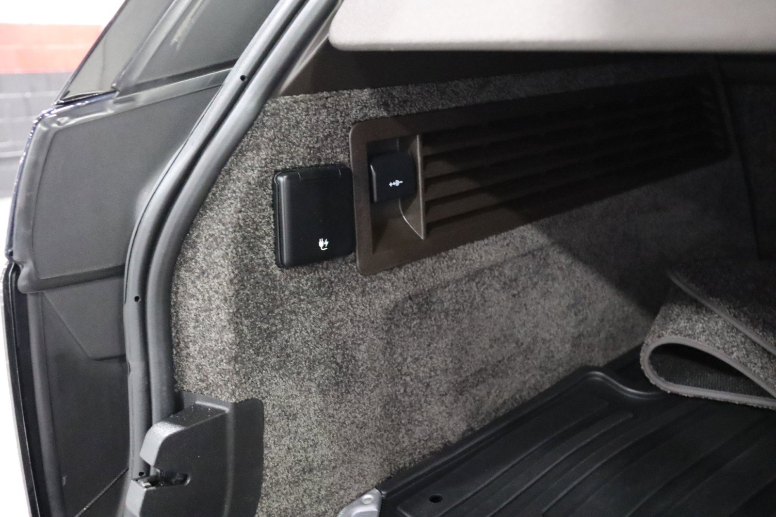 Used 2019 Land Rover Range Rover HSE image 36