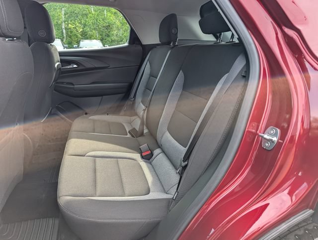 Used 2023 Chevrolet TrailBlazer LS AWD/4WD image 14