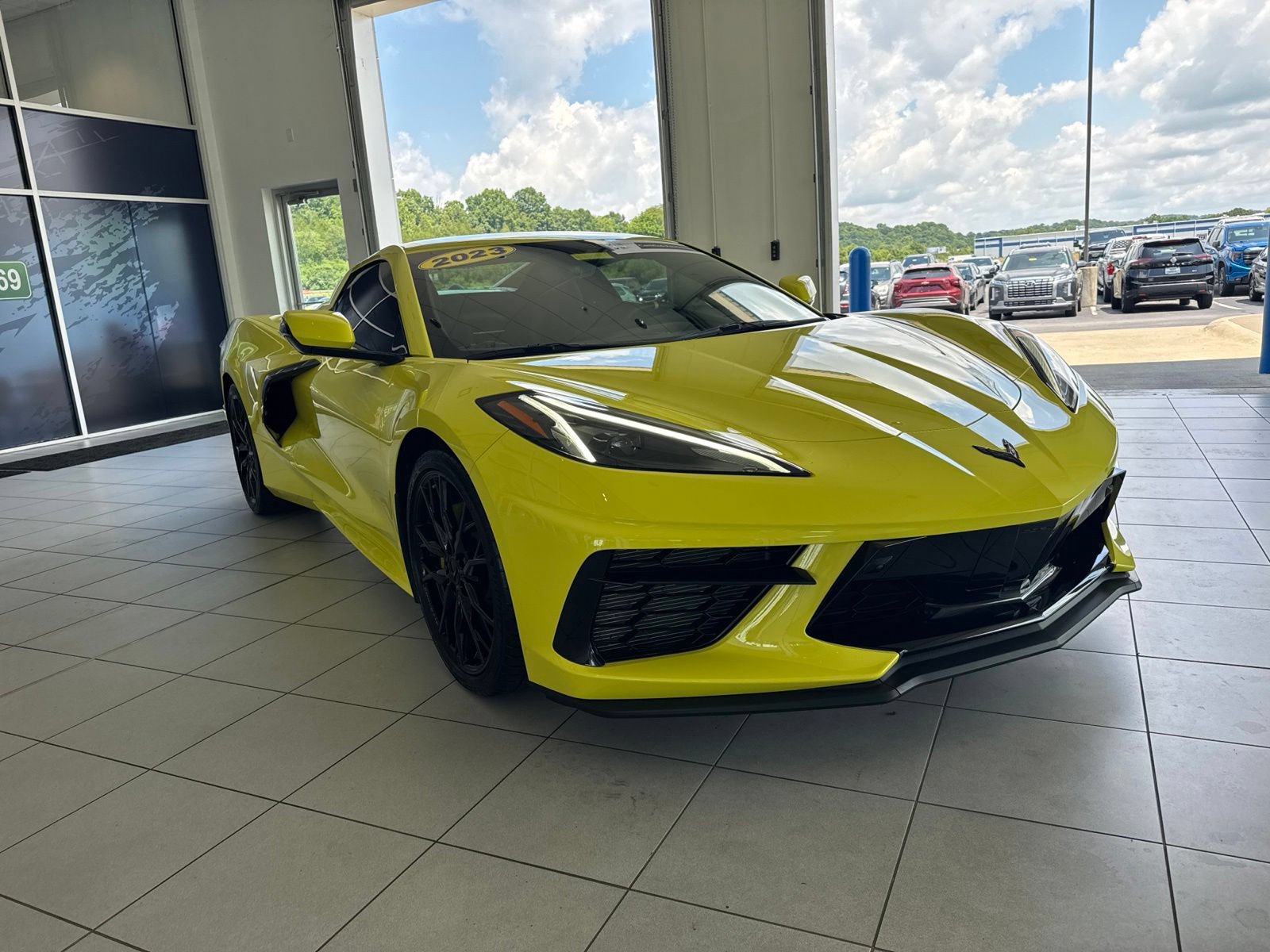 Used 2023 Chevrolet Corvette Stingray Premium Conv w/ Battery Protection Package RWD image 12