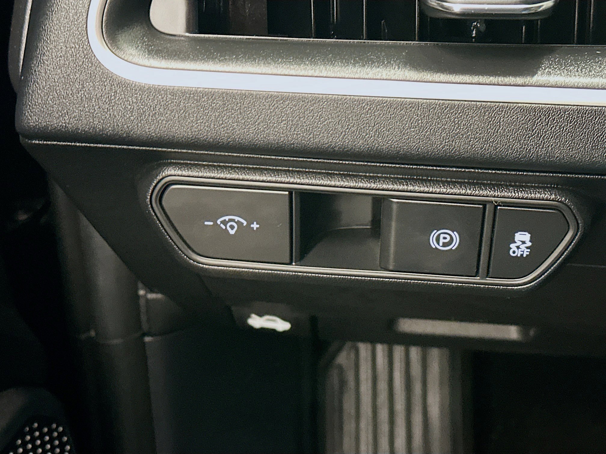 Used 2025 Kia K4 LXS image 17