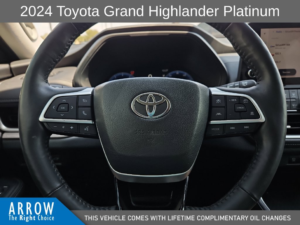 Used 2024 Toyota Grand Highlander AWD image 27