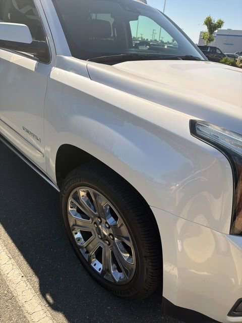 Used 2016 GMC Yukon Denali w/ Open Road Package AWD/4WD image 4