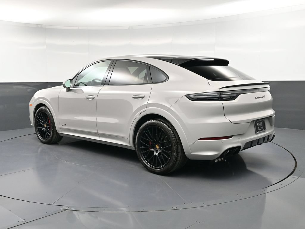 Certified 2023 Porsche Cayenne GTS AWD/4WD image 3