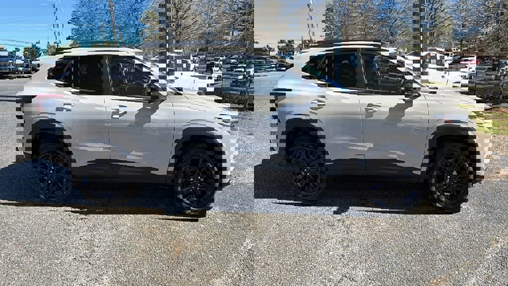 New 2026 Chevrolet Trax ACTIV image 4