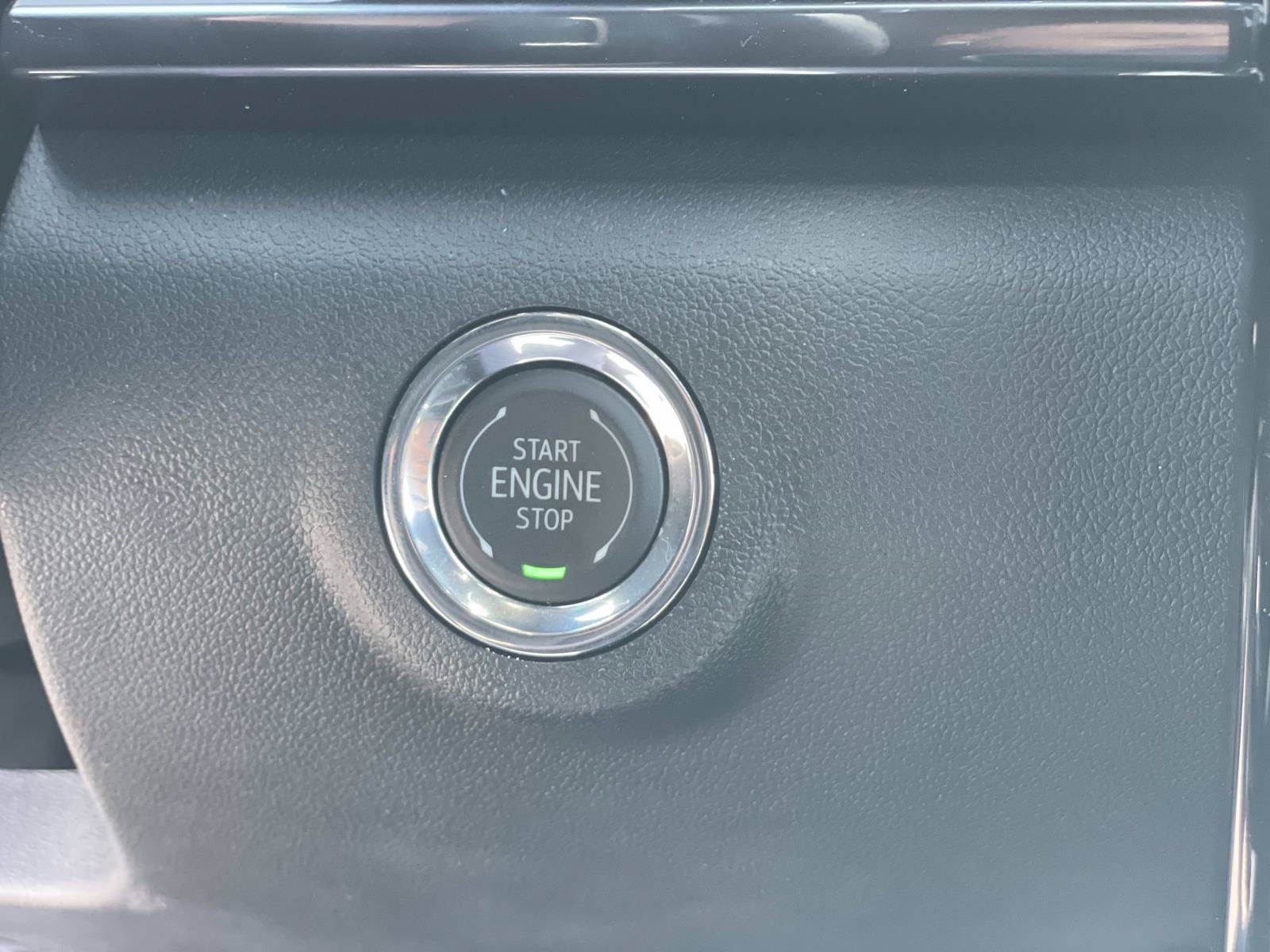 New 2026 GMC Terrain AT4 w/ Technology Package II AWD/4WD image 17