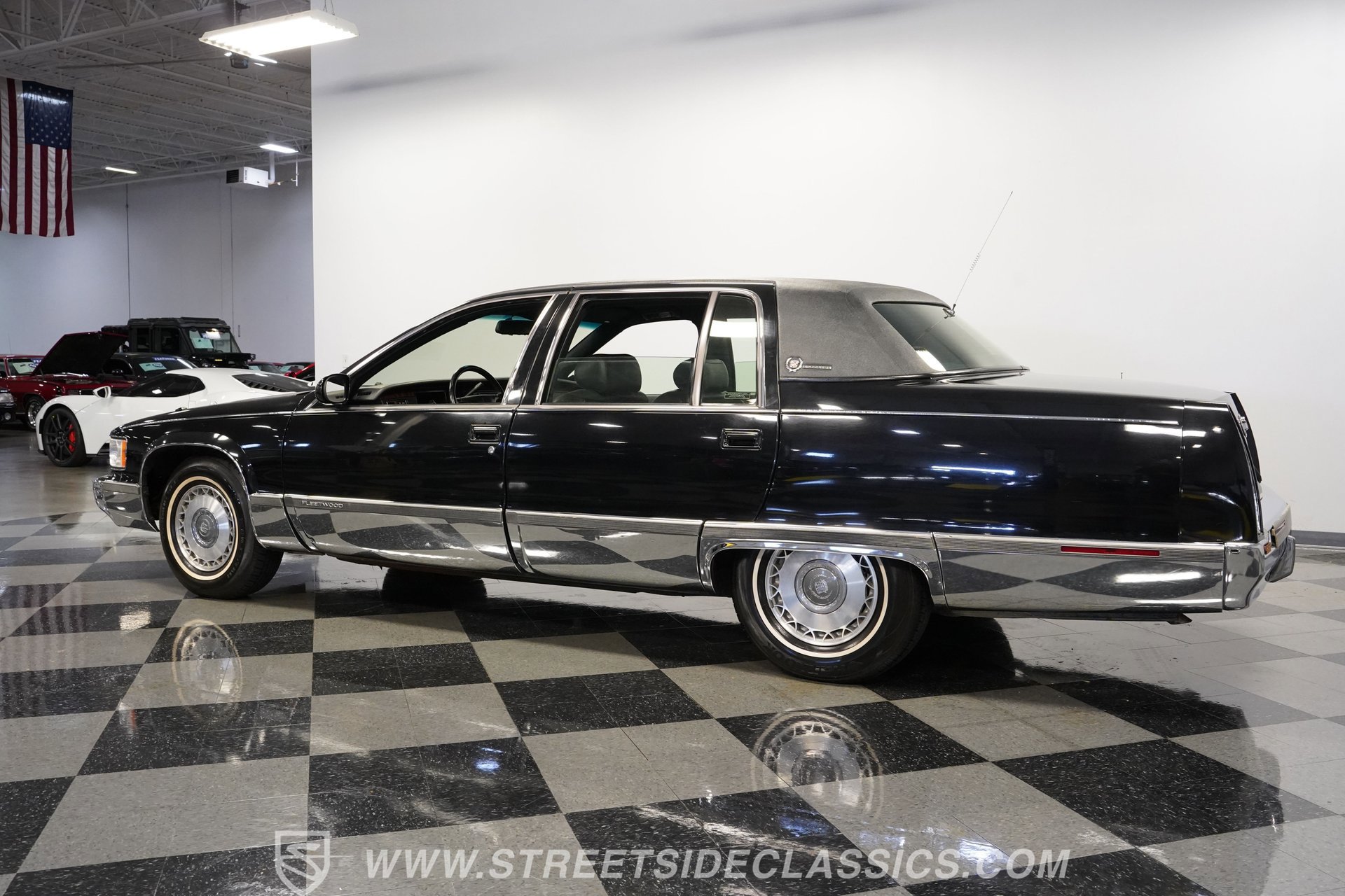 Used 1995 Cadillac Fleetwood Brougham RWD image 9