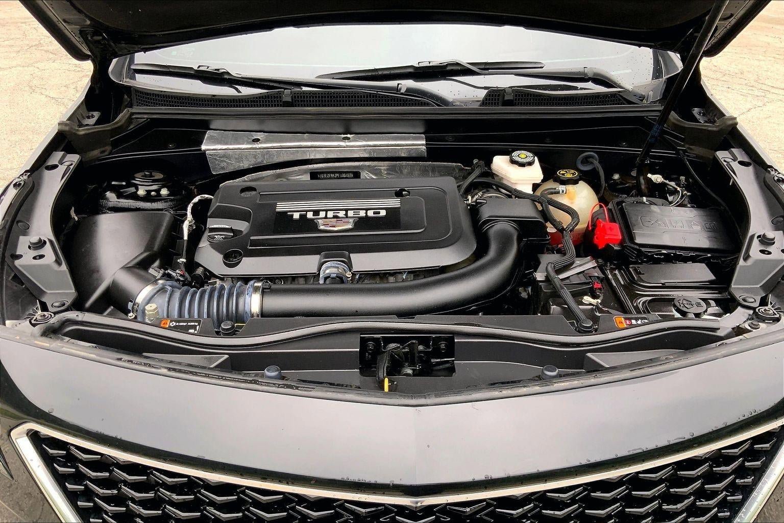 Used 2023 Cadillac XT4 Sport w/ Technology Package AWD/4WD image 10