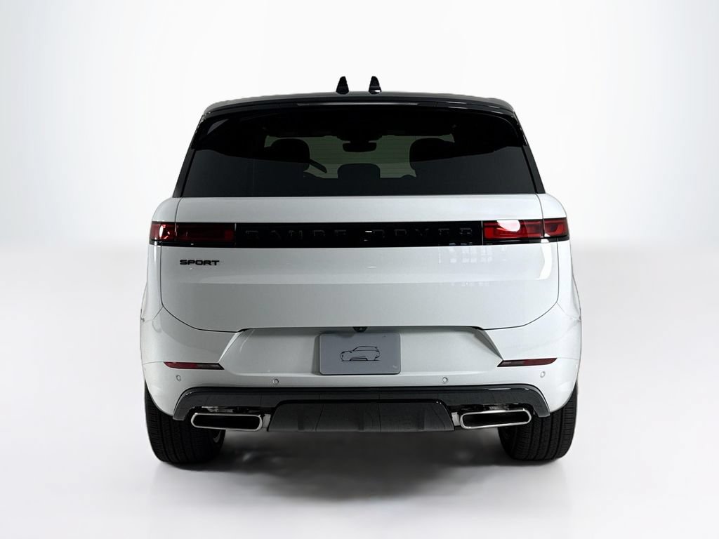 New 2027 Land Rover Range Rover Sport Dynamic SE AWD/4WD image 4