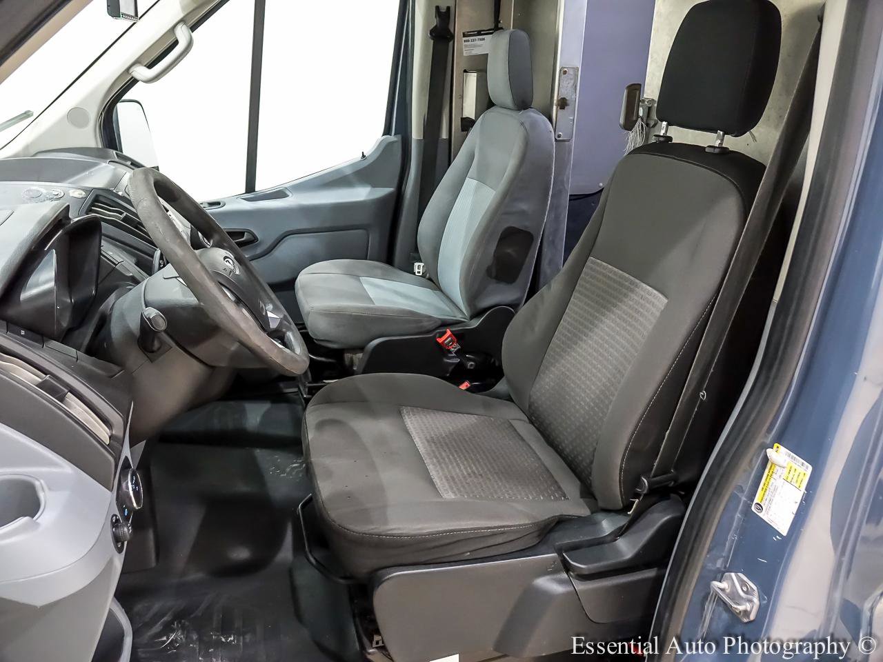 Used 2019 Ford Transit 250 148 High Roof Extended RWD image 7