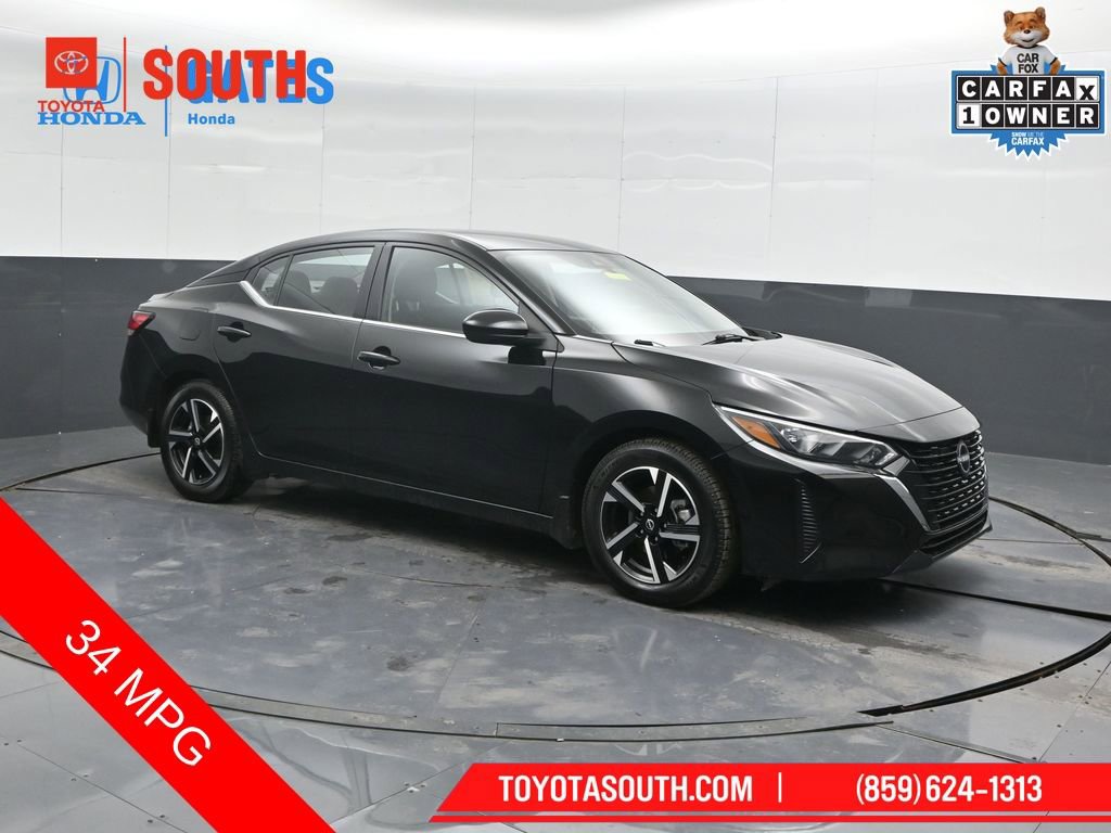 Used 2025 Nissan Sentra SV image 4