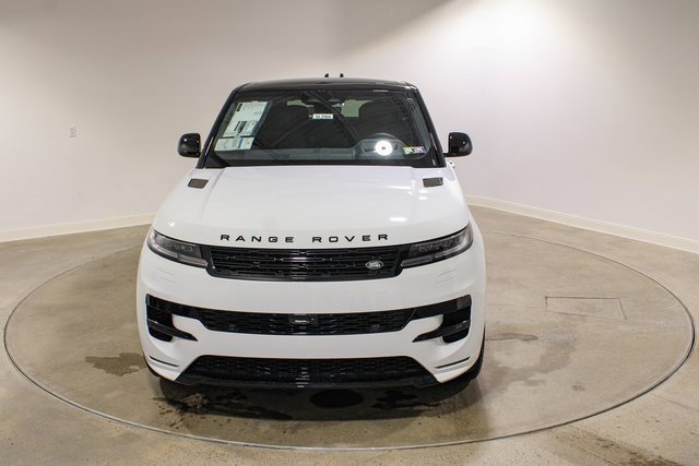 New 2025 Land Rover Range Rover Sport Dynamic SE image 8