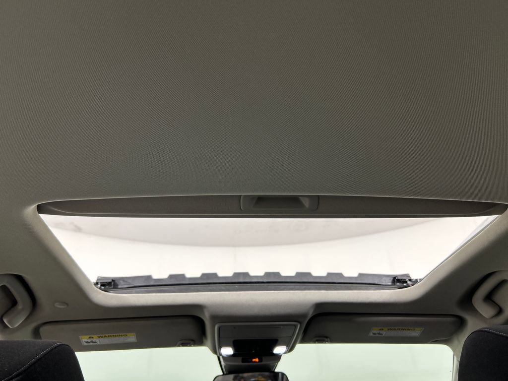 Used 2025 Honda Accord SE image 18