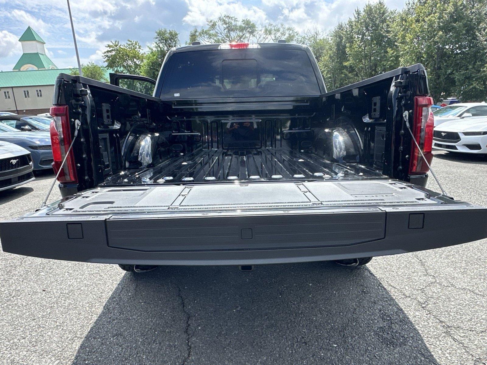 New 2026 Ford F150 Tremor w/ Bed Utility Package AWD/4WD image 33