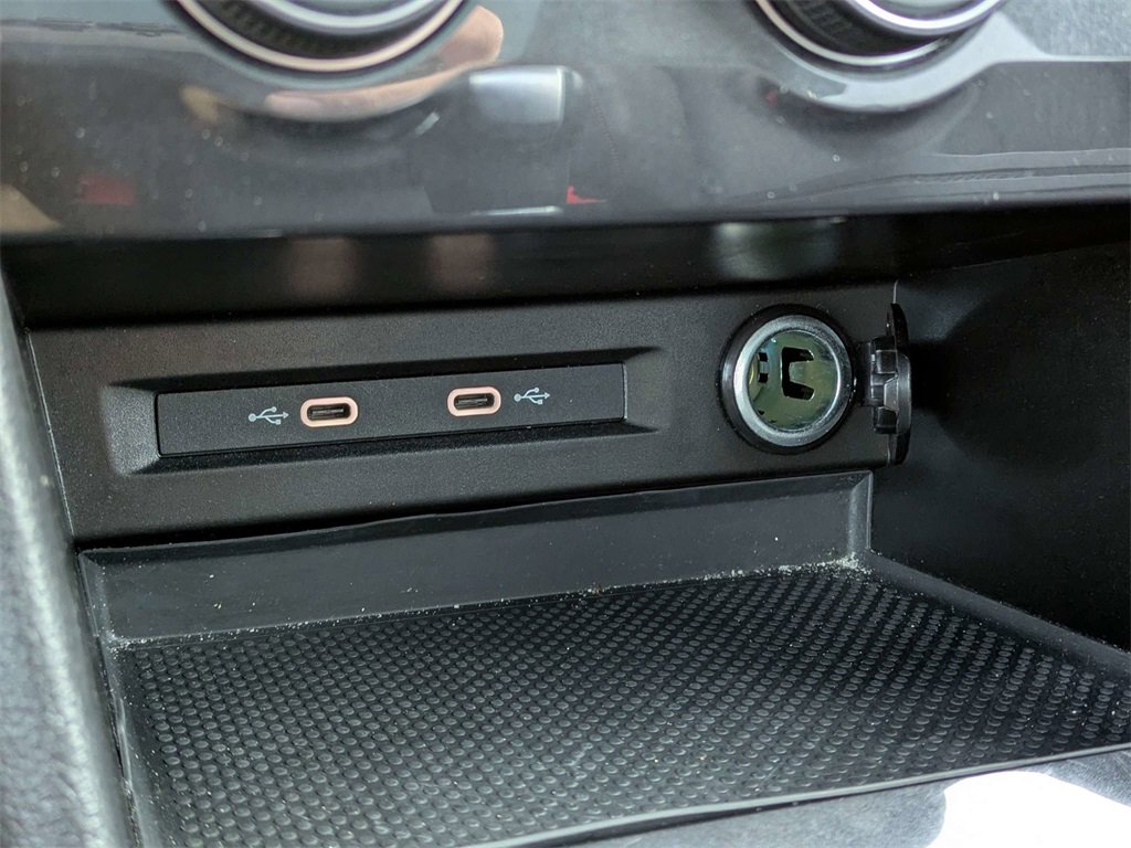 Used 2024 Volkswagen Tiguan Wolfsburg Edition image 26