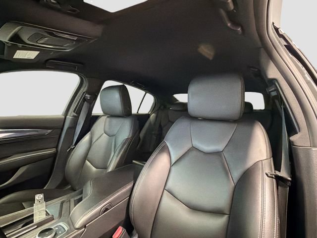 Certified 2020 Cadillac CT5 Luxury w/ Cold Weather Package RWD image 18