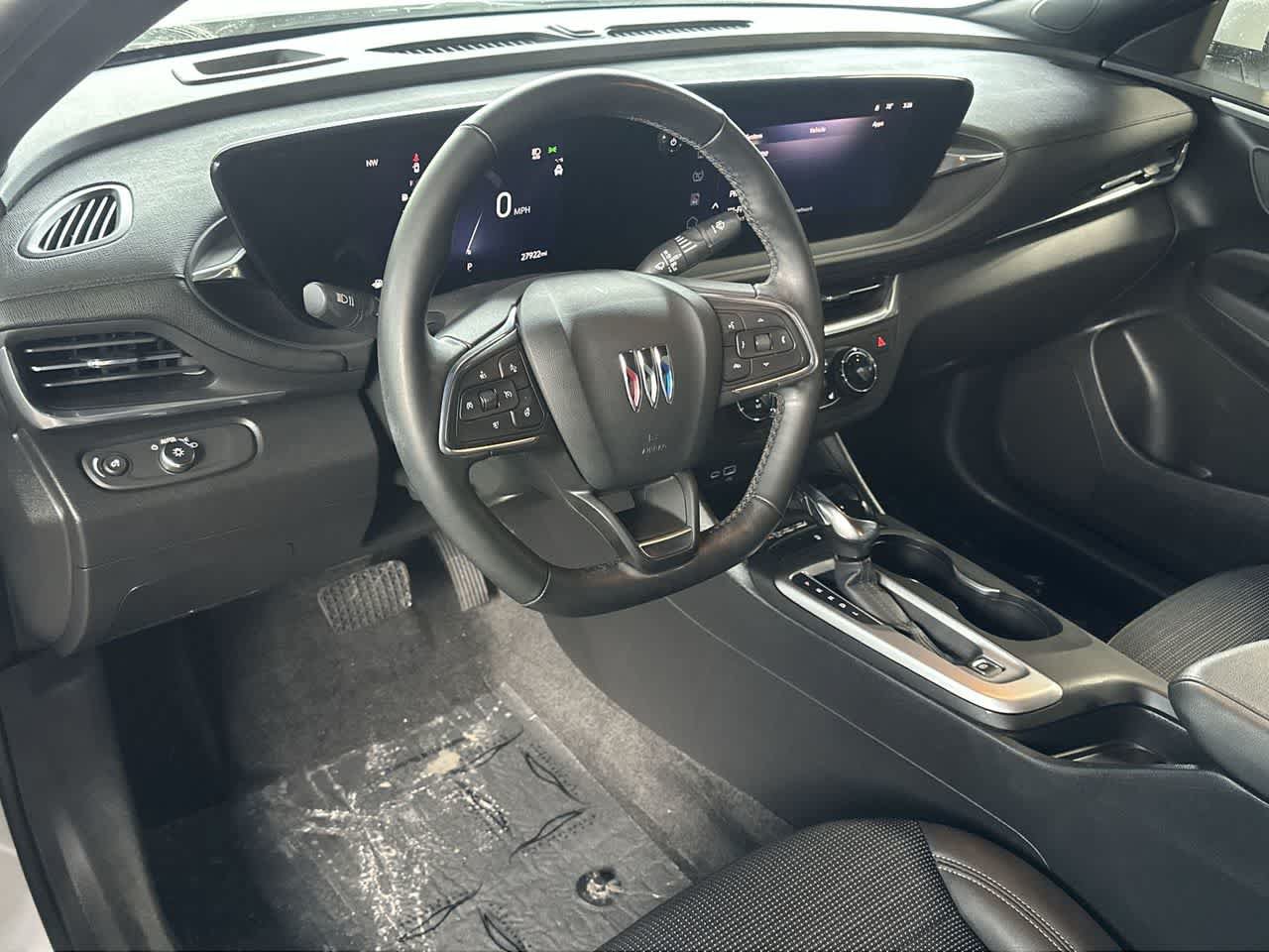 Used 2024 Buick Envista Sport Touring w/ Convenience I Package FWD image 13