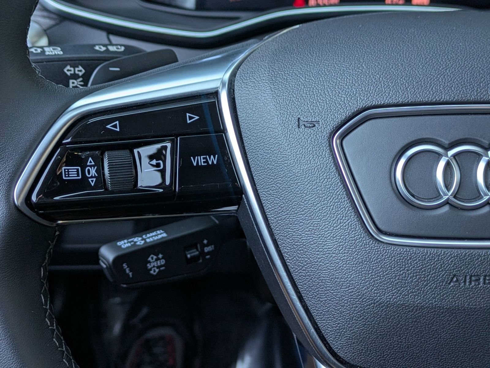 Used 2025 Audi A6 Premium Plus w/ Premium Plus Package image 10