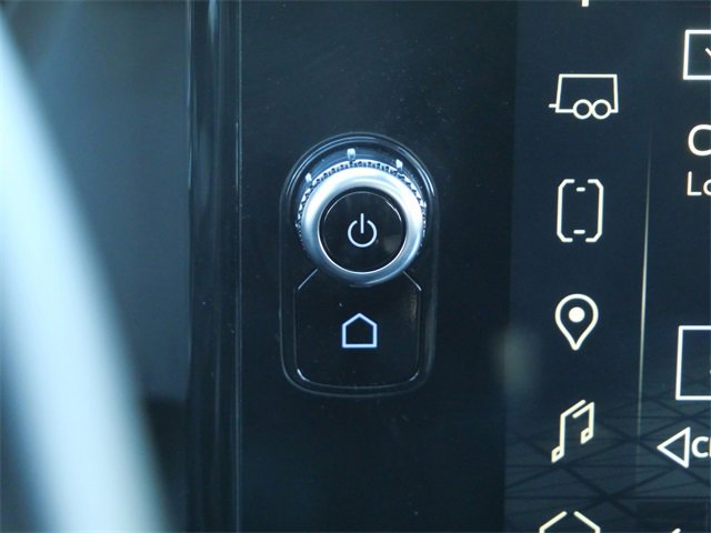 Used 2024 GMC Sierra 3500 Denali w/ Denali Reserve Package image 29