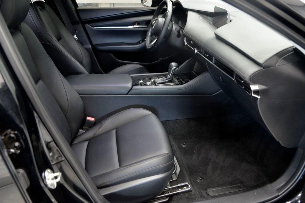 Used 2019 MAZDA MAZDA3 Sedan image 29