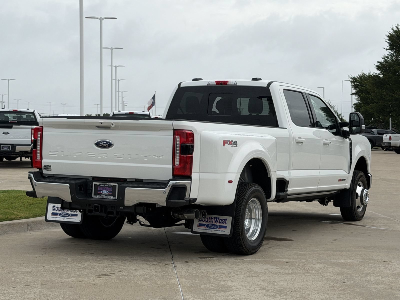 New 2026 Ford F350 Lariat w/ Lariat Ultimate Package AWD/4WD image 4
