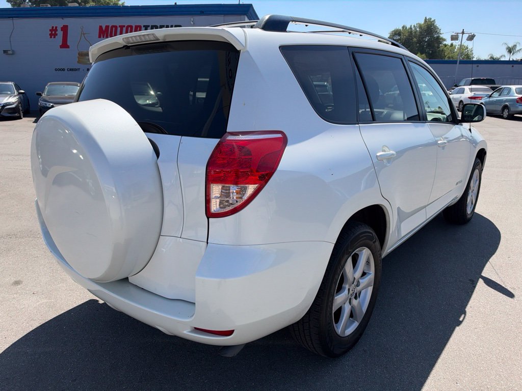 Used 2007 Toyota RAV4 Limited FWD image 5