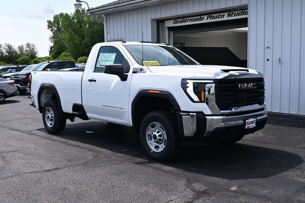 New 2026 GMC Sierra 2500 Pro AWD/4WD image 2