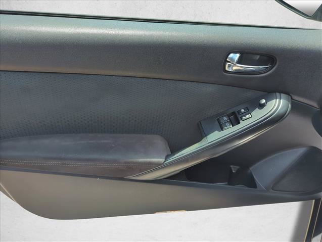 Used 2013 Nissan Altima 2.5 S w/ Premium Pkg FWD image 10