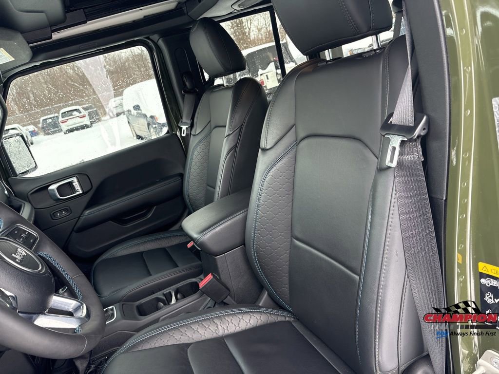 Used 2024 Jeep Wrangler High Altitude image 26