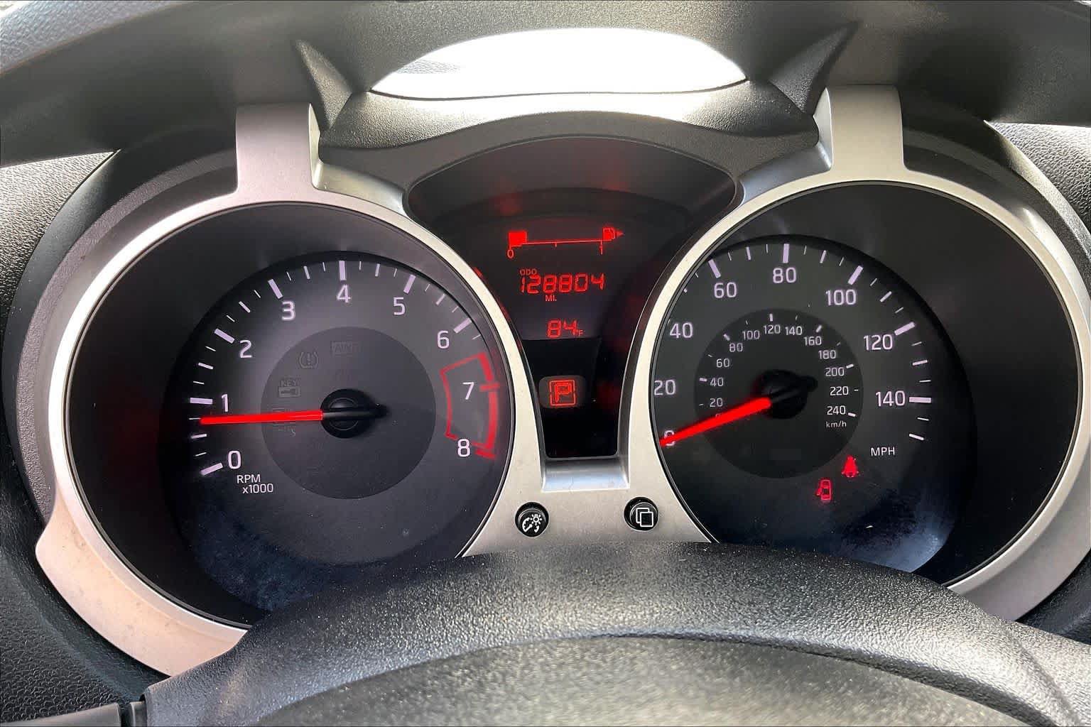 Used 2017 Nissan Juke S FWD image 26