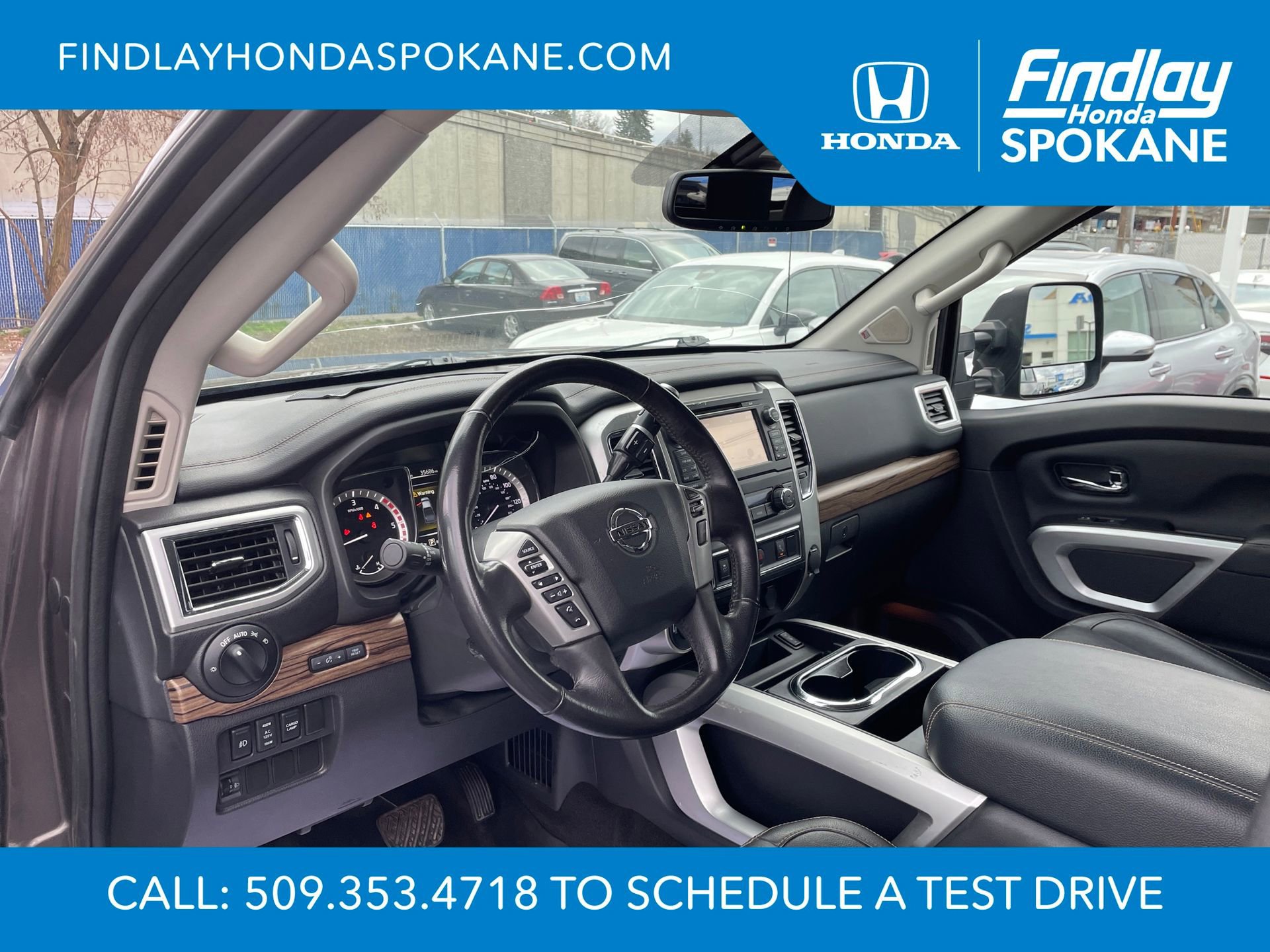 Used 2018 Nissan Titan SL w/ Chrome Package image 13