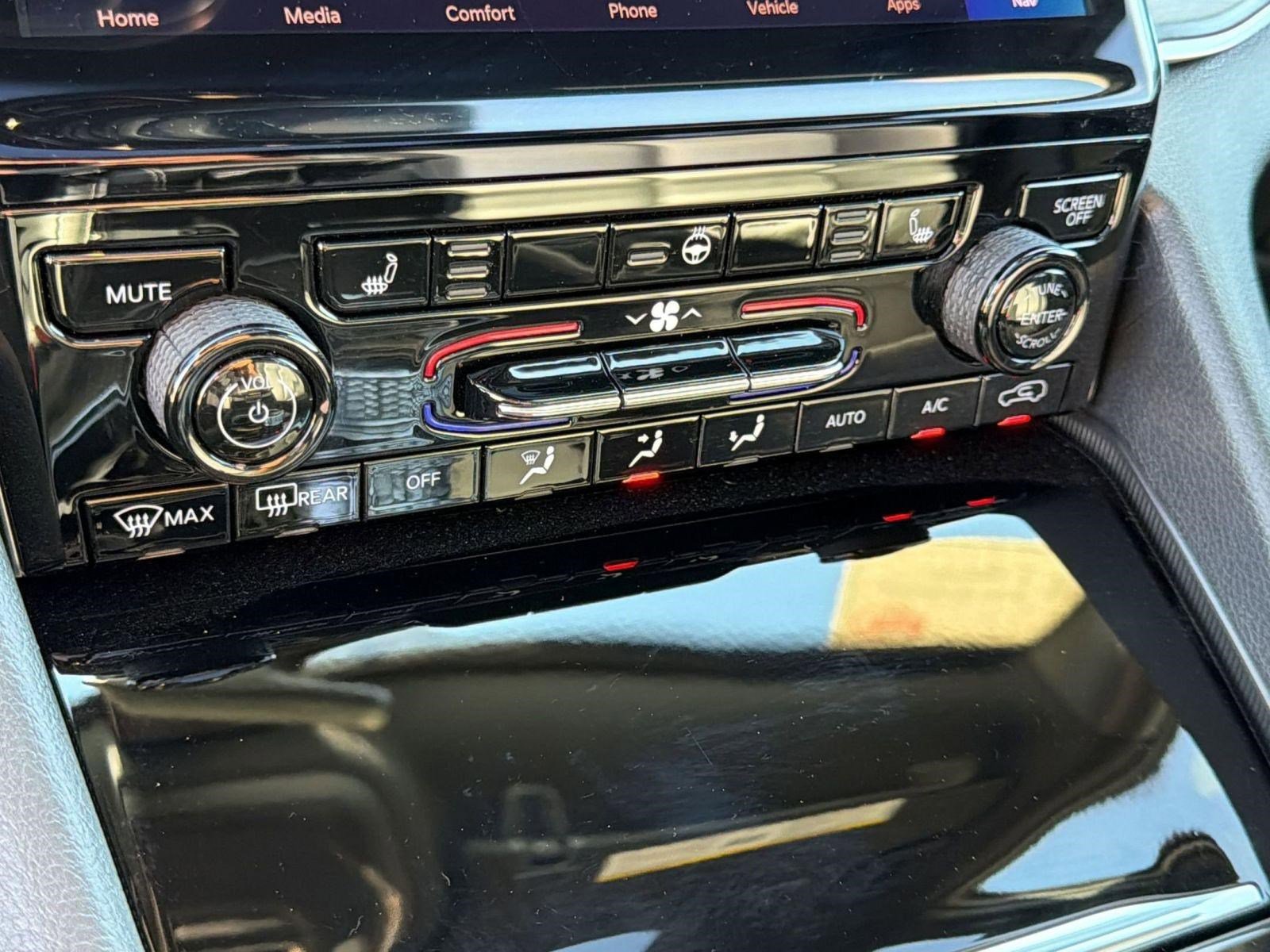 Used 2025 Jeep Grand Cherokee Limited image 26