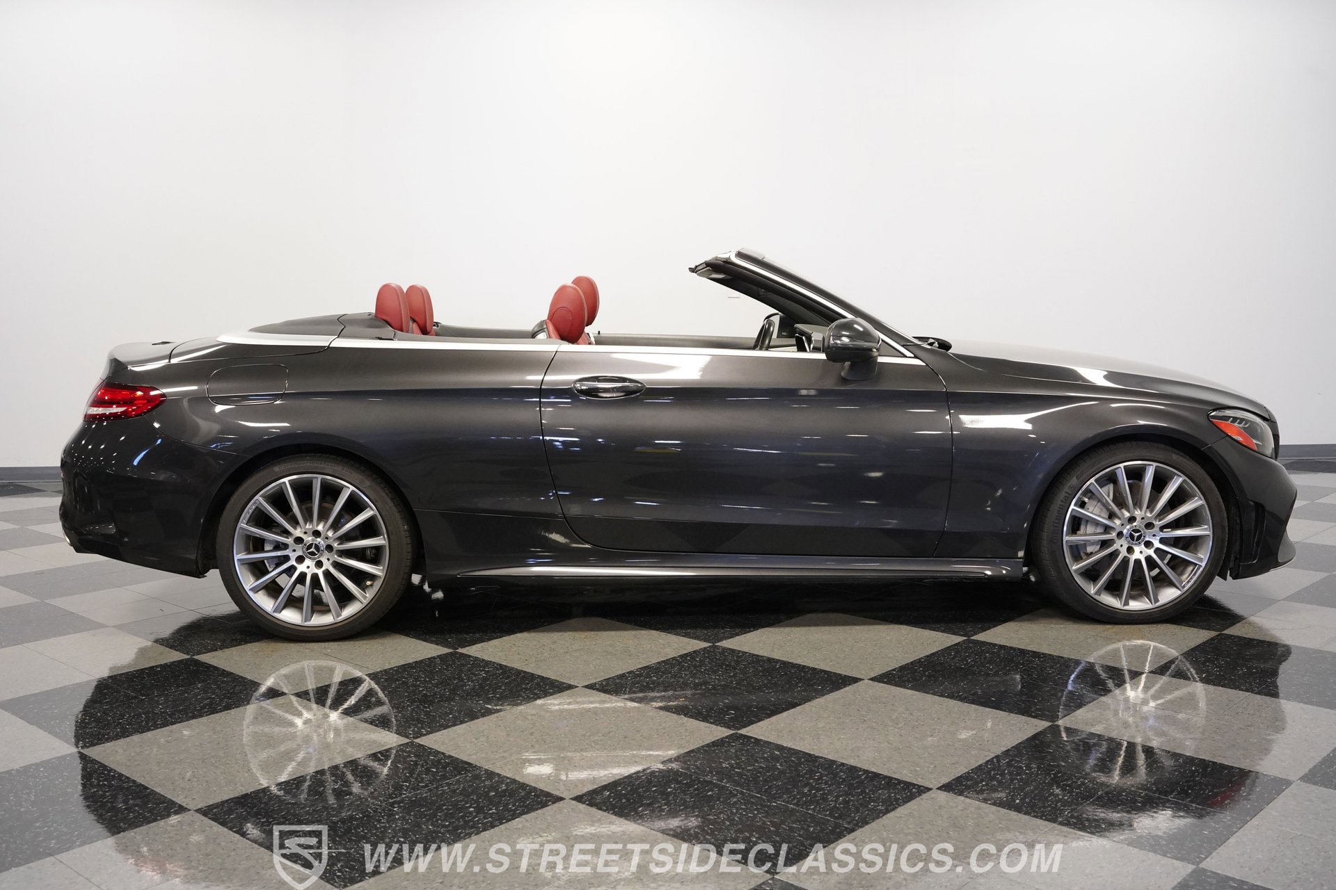 Used 2019 Mercedes-Benz C 300 Cabriolet image 14