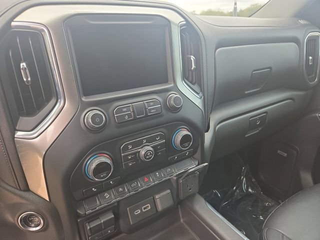 Used 2021 Chevrolet Silverado 1500 LT Trail Boss w/ Convenience Package II image 7