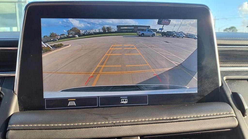 Used 2021 GMC Yukon XL SLT image 26