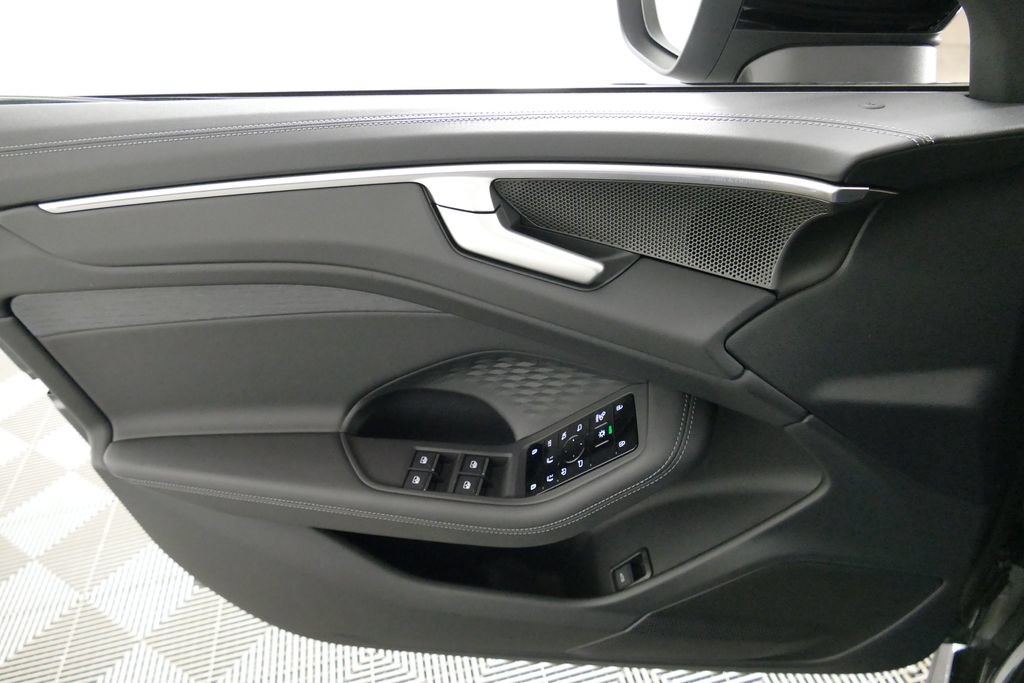 New 2026 Audi A6 Prestige AWD/4WD image 30