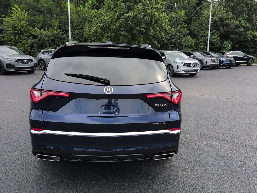 Certified 2022 Acura MDX w/ Advance Package AWD/4WD image 4