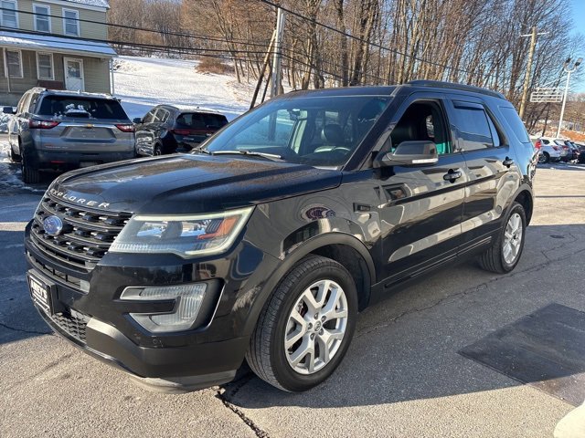 Used 2017 Ford Explorer Sport image 3