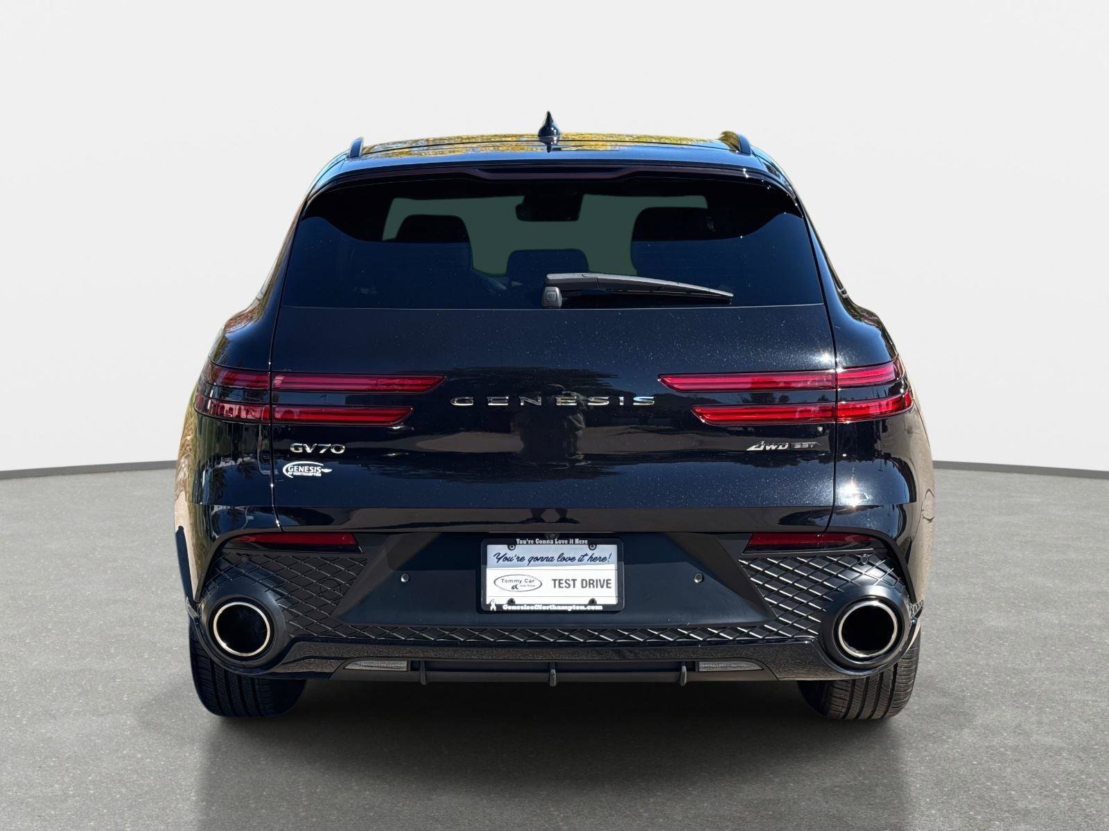 Used 2024 Genesis GV70 3.5T Sport image 6