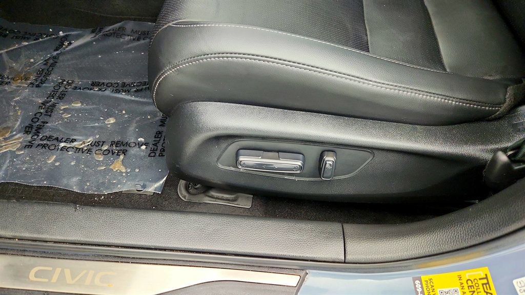 Used 2023 Honda Civic Touring image 12