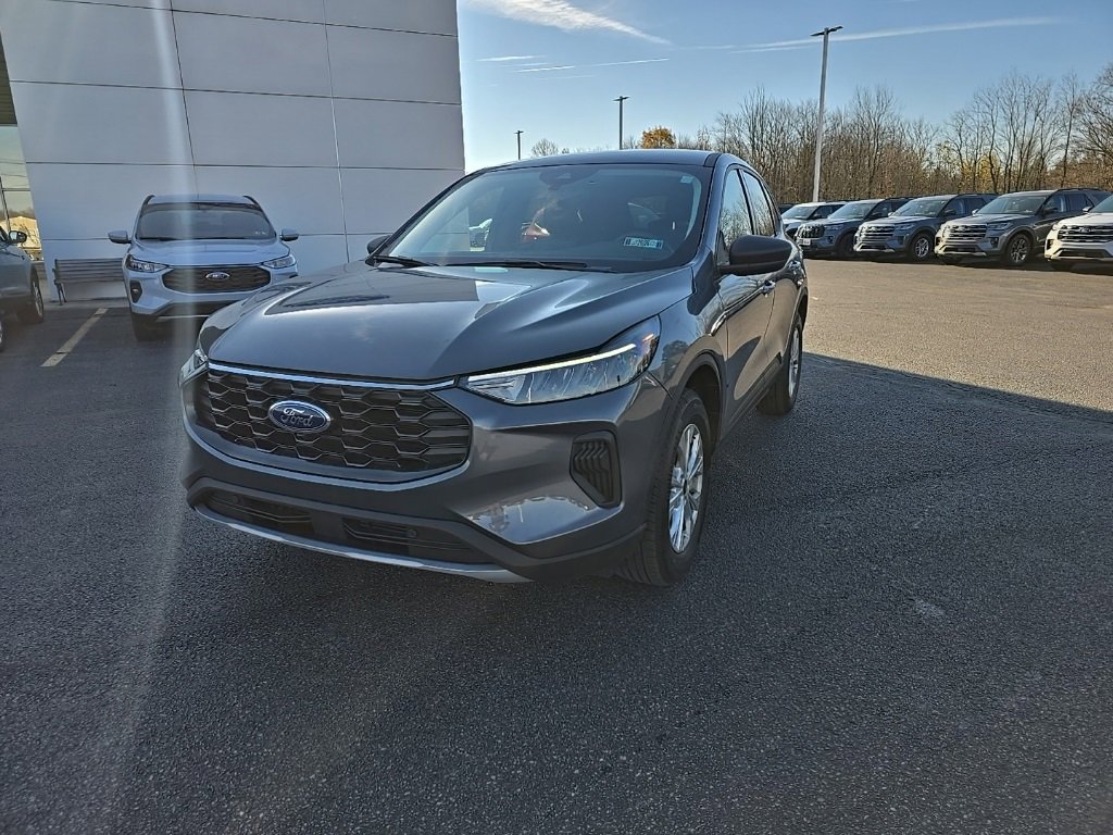 Used 2025 Ford Escape Active image 1