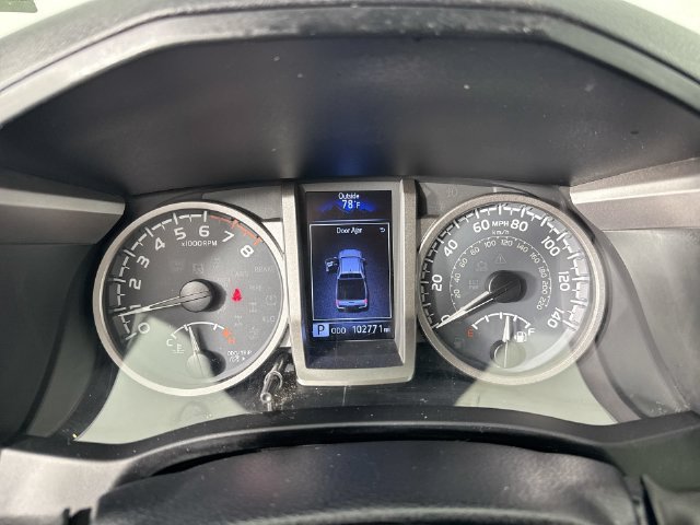 Used 2018 Toyota Tacoma SR5 w/ Exterior Package AWD/4WD image 16