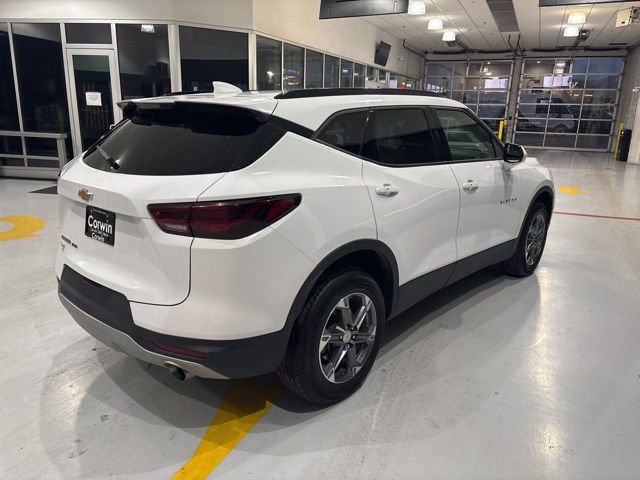 Used 2025 Chevrolet Blazer LT w/ Convenience Package image 8