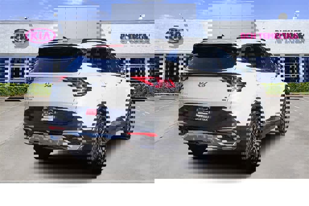 Certified 2024 Kia Sportage EX w/ EX Premium Package image 4