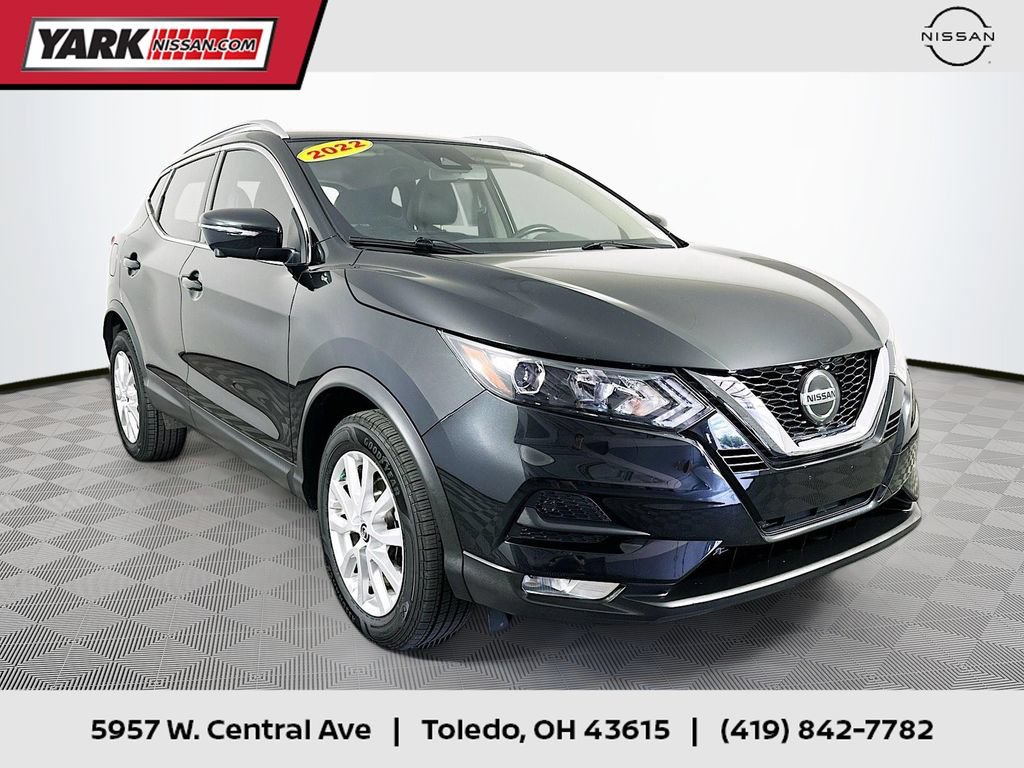 Certified 2022 Nissan Rogue Sport SV w/ Technology Package