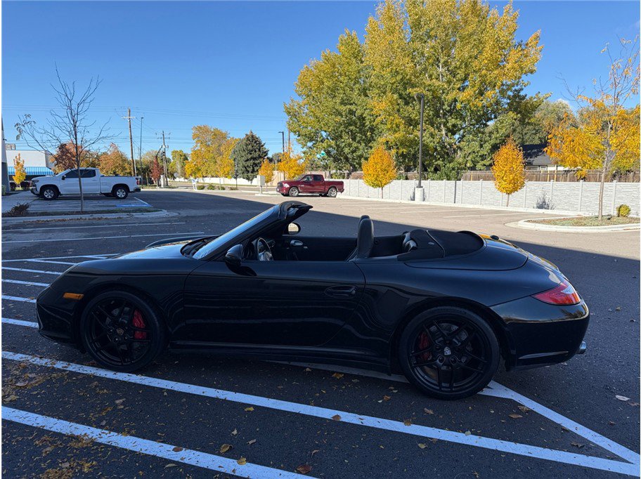 Used 2010 Porsche 911 Carrera 4S image 39