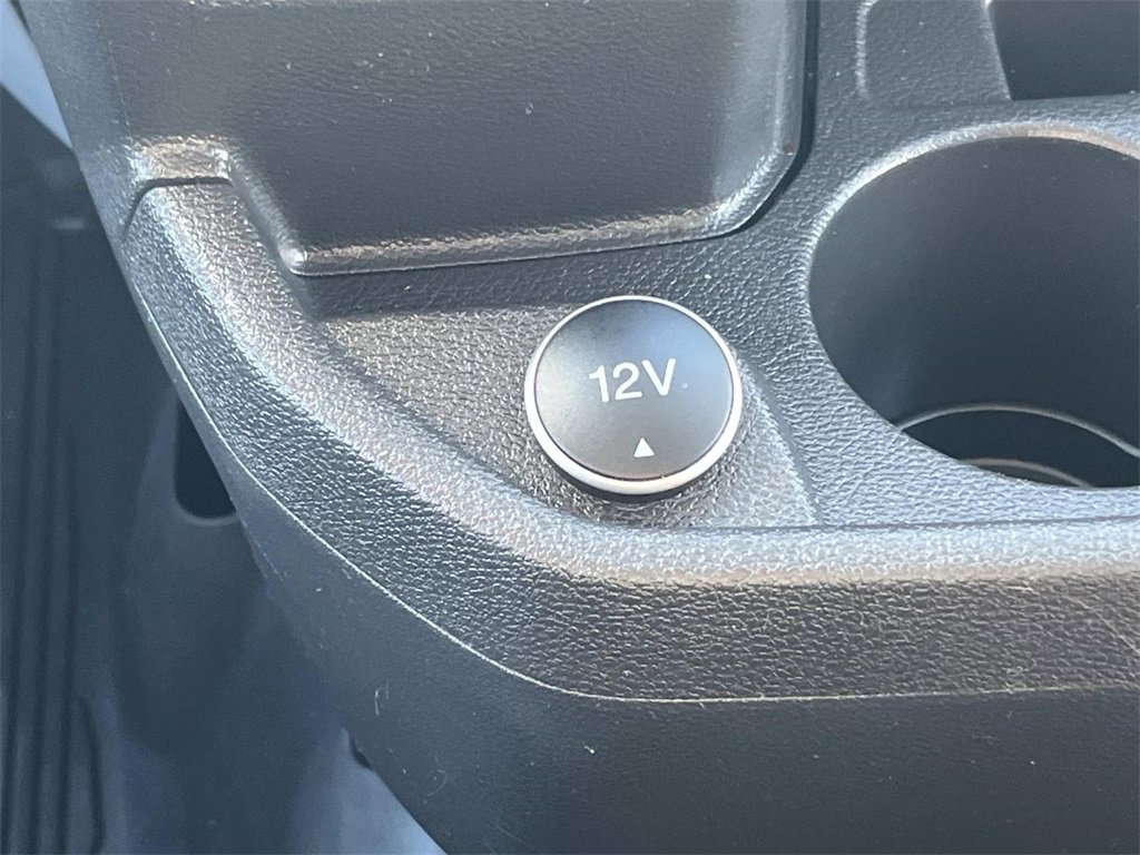Used 2019 Ford Transit 150 XLT image 23